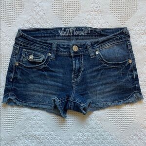 Wallflower Women’s Vintage Jeans in Dark Blue with Cute Embroidered Back Pockets